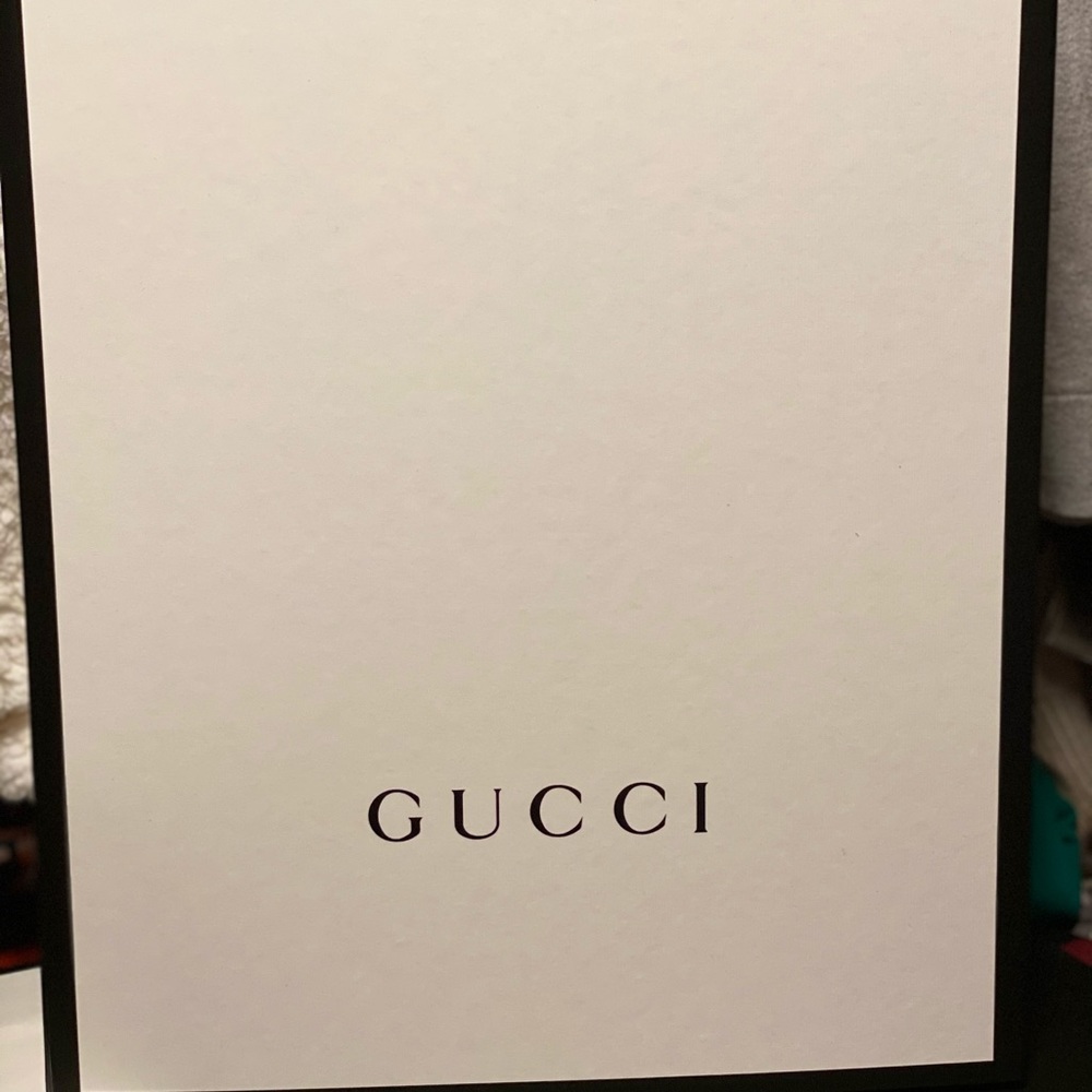 Gucci box